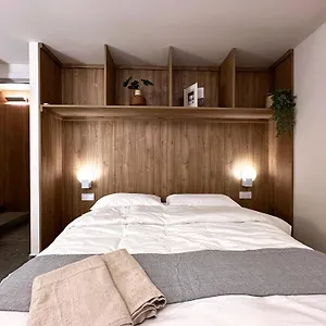 https://urban-design-apartments-studios.topbarcelonahotels.com